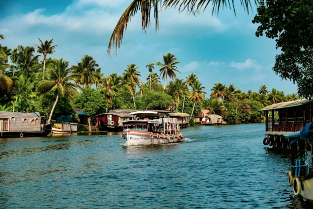 Kumarakom Tour Package